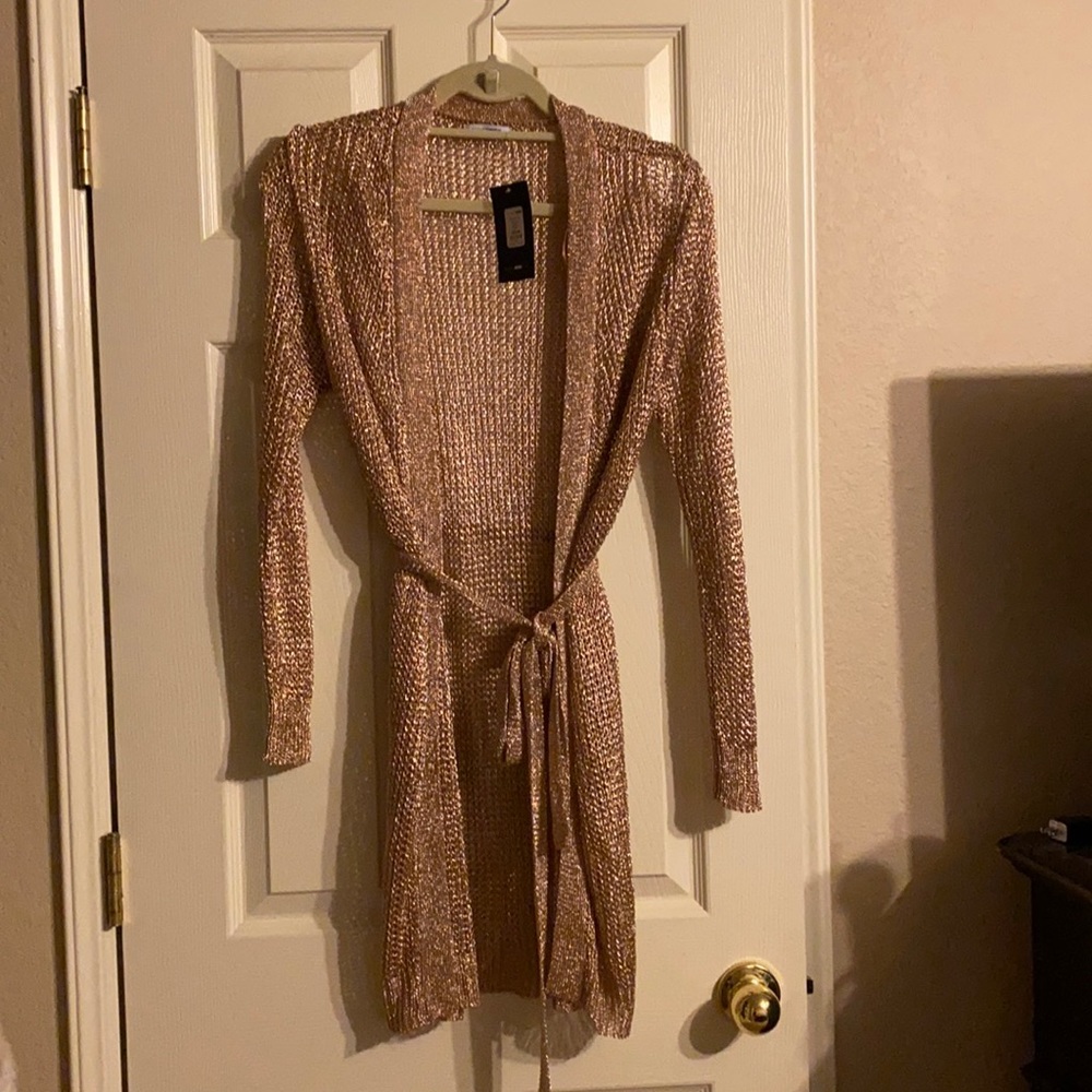 Rose gold cover up
